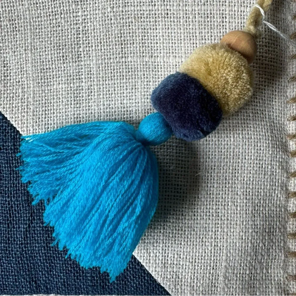 Sydney Byron Suncatcher Zippered Pouch Navy & White Beach Boho Jute Tassel NWOT - Picture 5 of 5